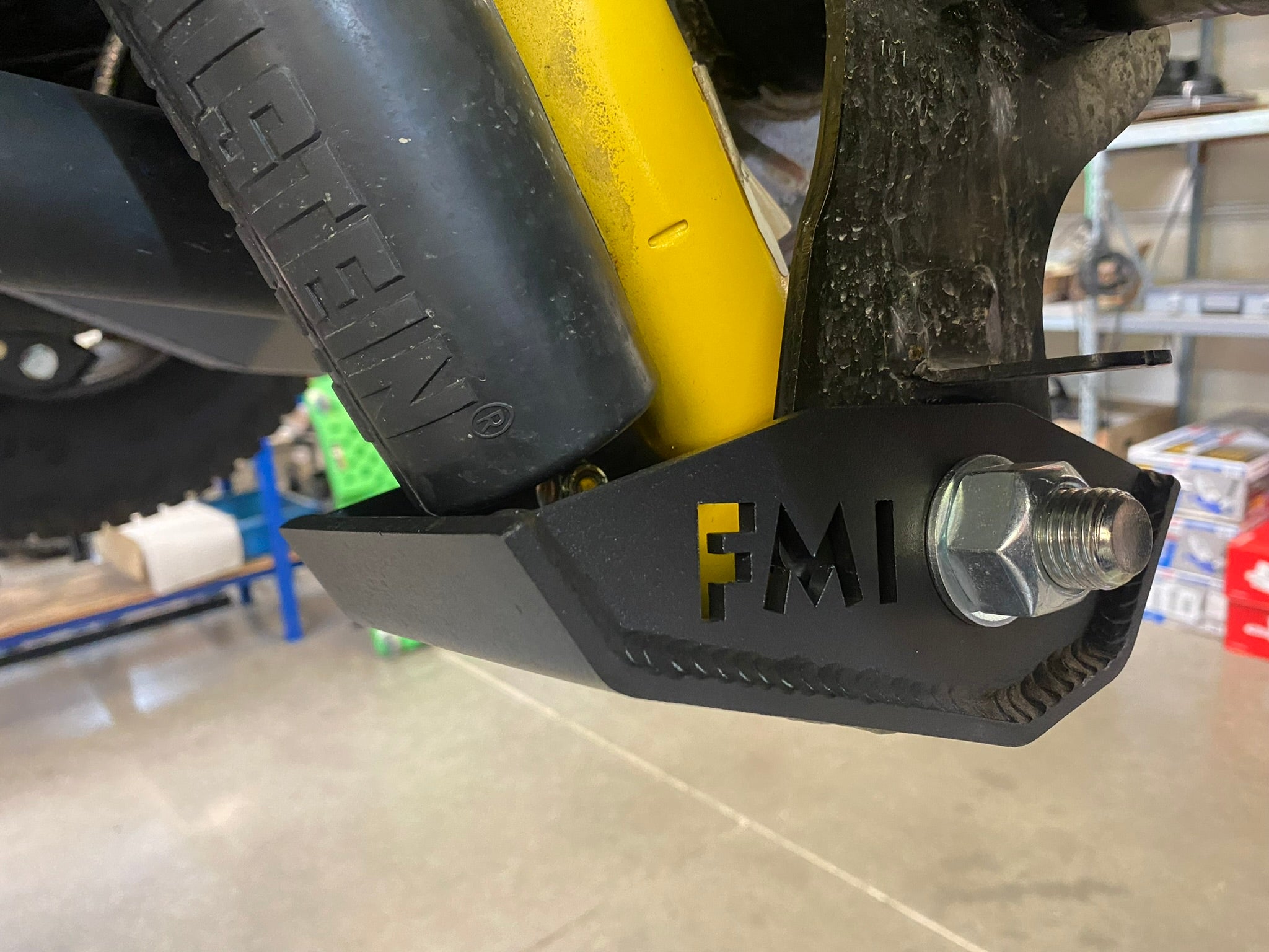 2021+ Bronco rear shock skid kit designed for Squatch and Base shocks, showcasing durable construction and protective features.