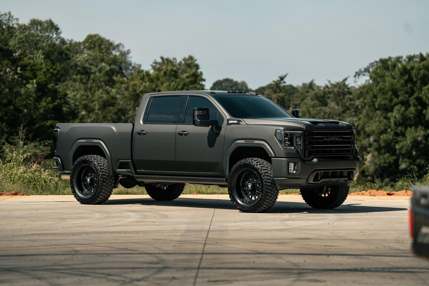 3-Inch Elite Leveling Kit with Fox 2.5 Elite Performance Series Shocks for 2020-2024 Silverado/Sierra 2500/3500 2WD/4WD Cognito