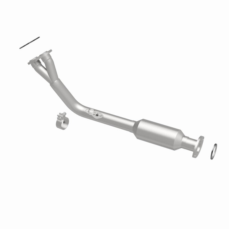 MagnaFlow Direct Fit Catalytic Converter California Grade 96-98 Toyota 4Runner 2.7L