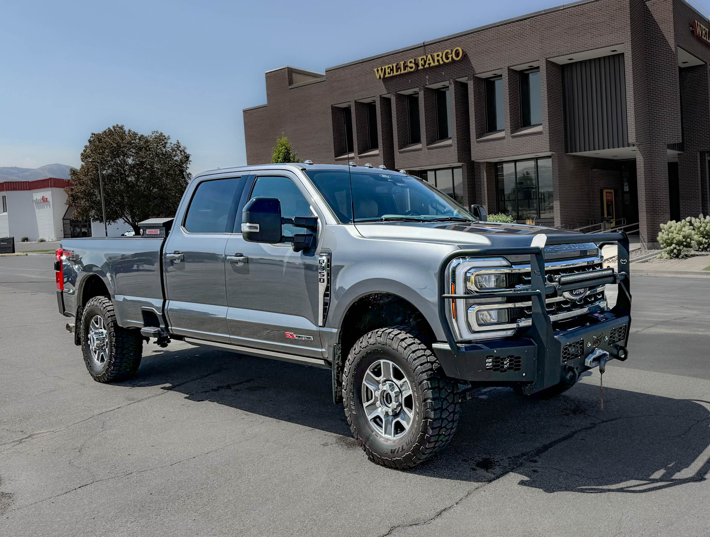 Frontier Series 2023+ Ford F250/F550 Front Bumper - Full Guard Model