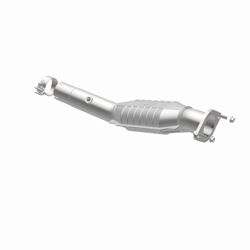MagnaFlow Direct Fit Catalytic Converter GM 01-02 2500 Passenger Side 6L