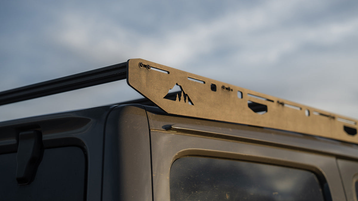 The JLU QDHD Half Rack - Sherpa Equipment Company