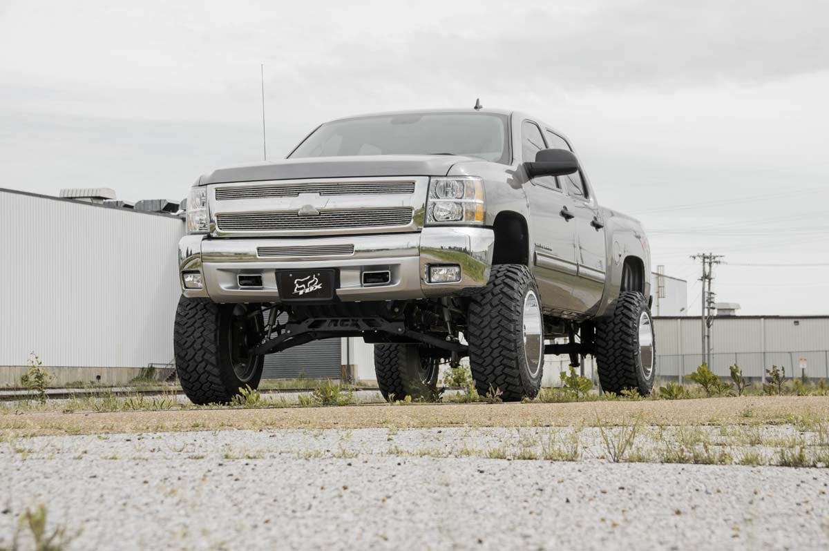 7.5 Inch Lift Kit Silverado/Sierra 1500 4WD (2007-2013) Rough Country