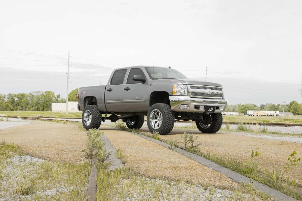 7.5 Inch Lift Kit Silverado/Sierra 1500 4WD (2007-2013) Rough Country
