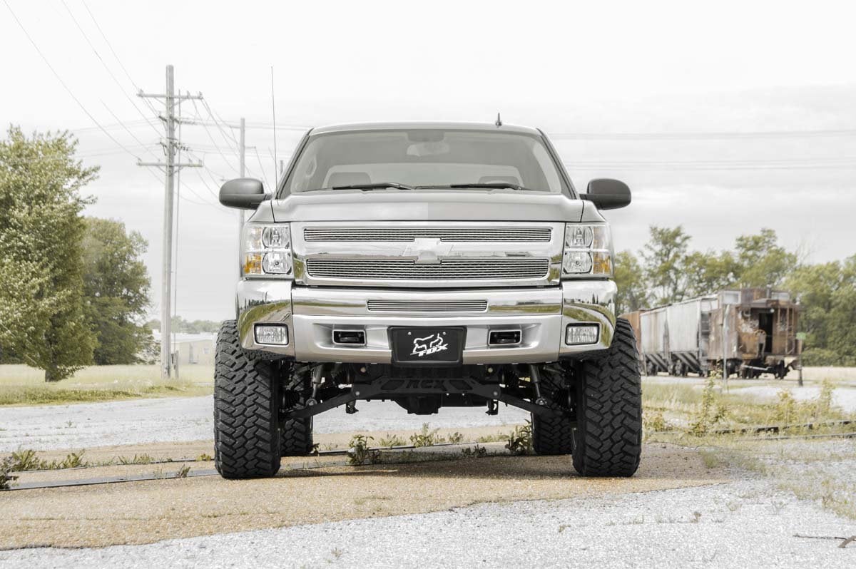 7.5 Inch Lift Kit N3 Struts Silverado/Sierra 1500 4WD (07-13) Rough Country
