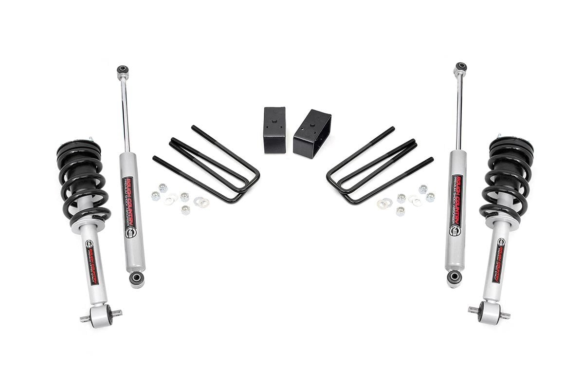 3.5 Inch Lift Kit N3 Struts Silverado/Sierra 1500 2WD (07-13) Rough Country