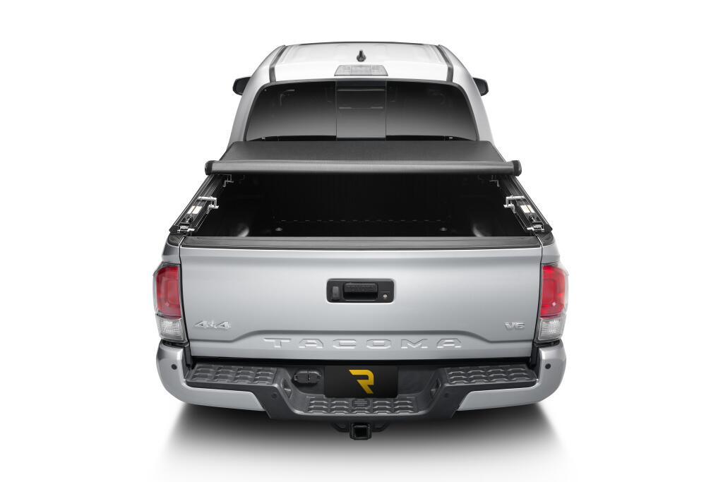 TruXport Tonneau Cover Black 1995-1998 Toyota T-100 X-Cab/1999-2006 Tundra 6 Foot 2 Inch Bed without Bed Caps Truxedo