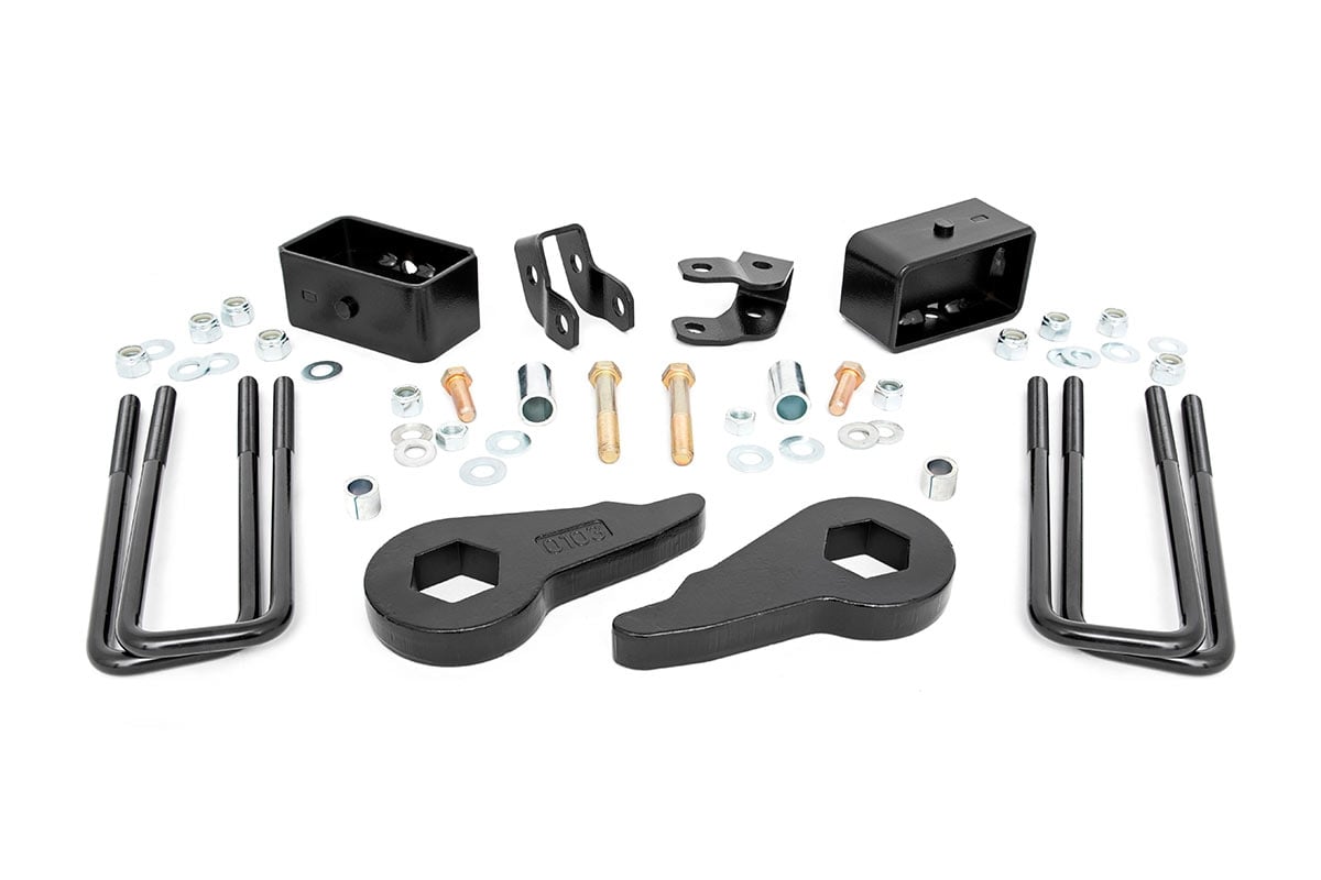 1.5-2 Inch Lift Kit Silverado/Sierra 1500 4WD (1999-2006 & Classic) Rough Country