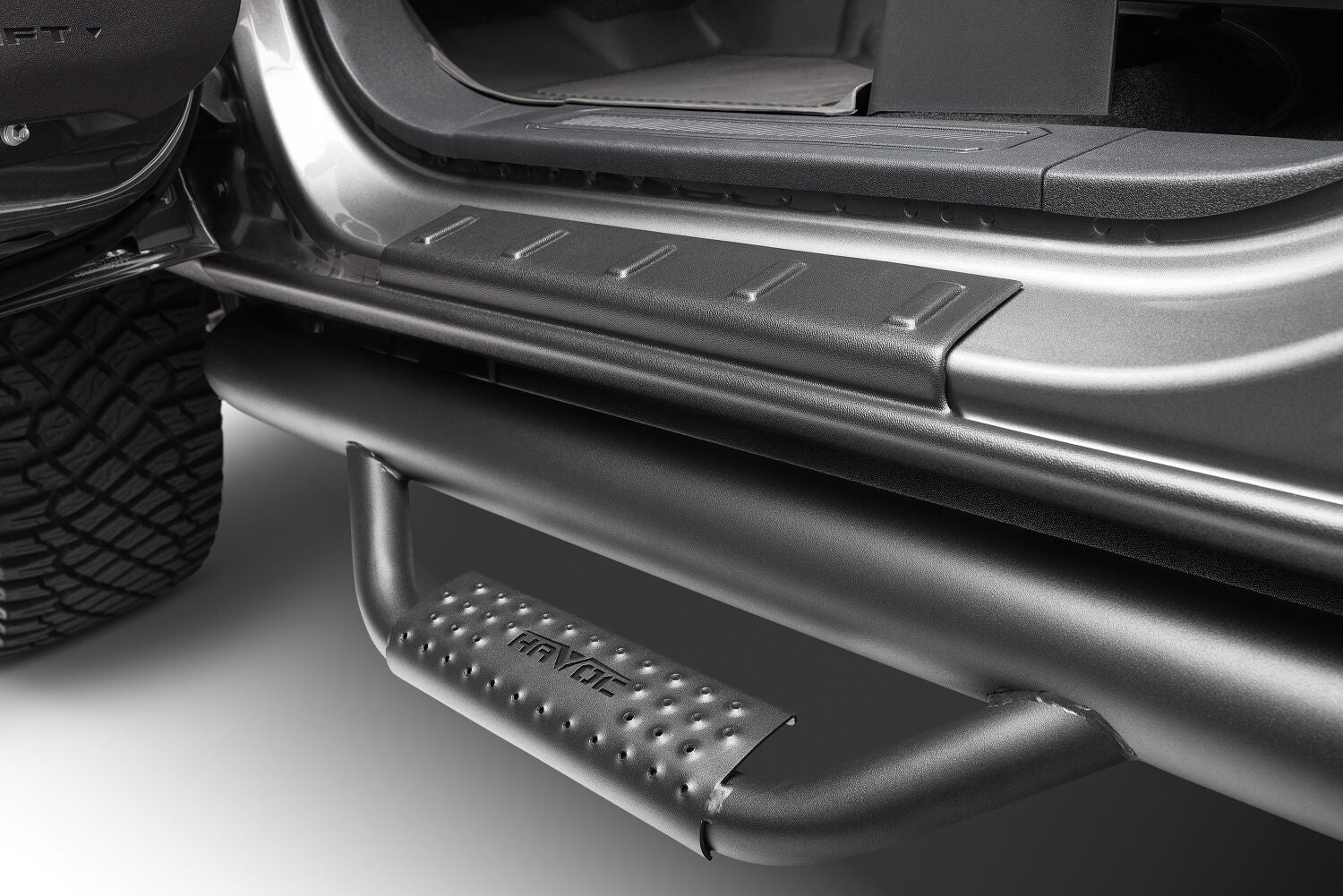 Trail Armor Rocker Panel Black, Incl. Side Panels/Sill Plate Cover For 2014-2019 Silverado 1500/1500 LD/2500 HD/3500 HD, Sierra 1500/1500 Limited/2500 HD/3500 HD Husky Liners