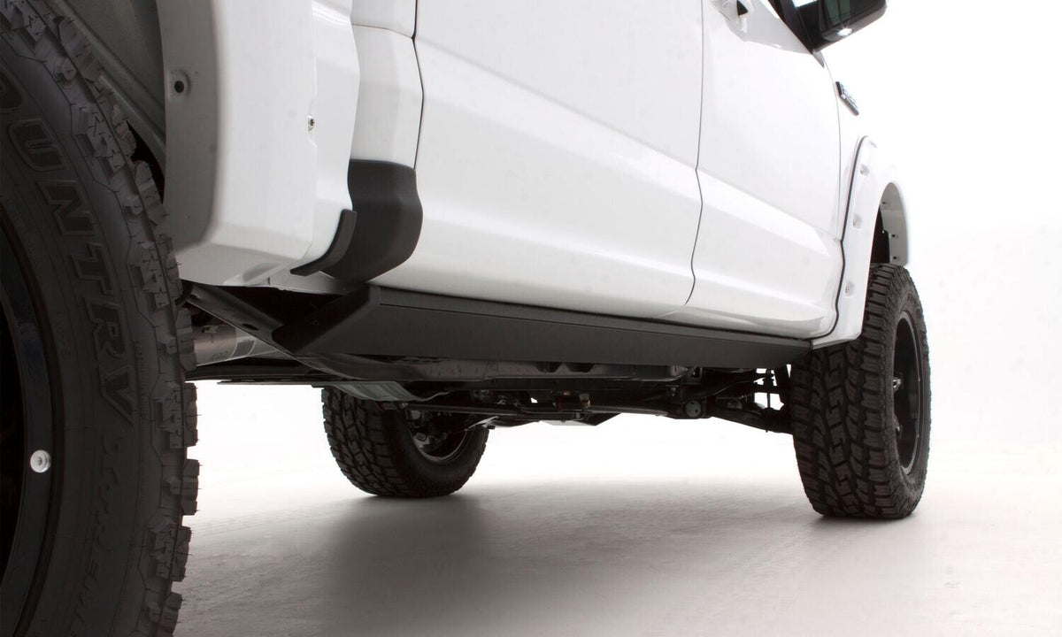 Trail Armor Rocker Panel Black, Incl. Side Panels/Sill Plate Cover Black 23-26 Chevrolet Colorado Husky Liners