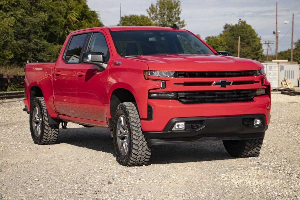 3.5 Inch Lift Kit Chevy Silverado 1500 2WD/4WD (2019-2024) Rough Country