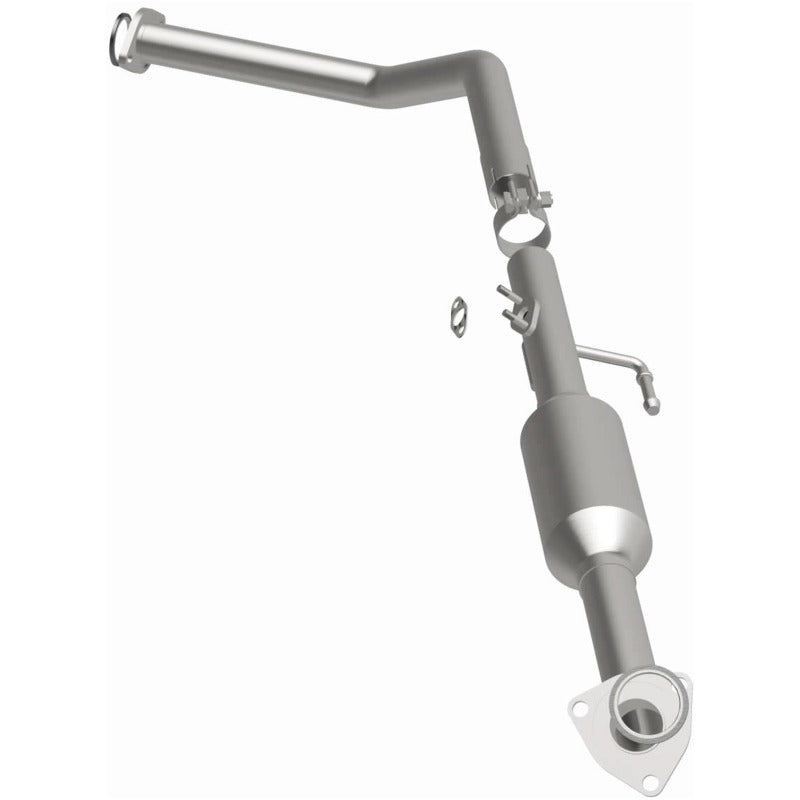 MagnaFlow Direct Fit Catalytic Converter OEM 2001-2004 Toyota Sequoia Underbody