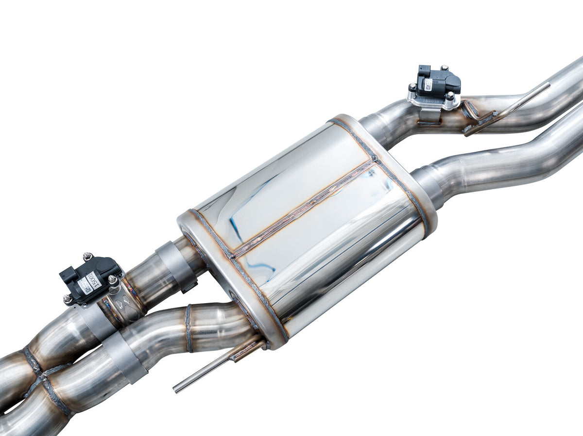 SwitchPath Exhaust for the Ford Ranger Raptor - 5 Inch Diamond Black Tips AWE Tuning