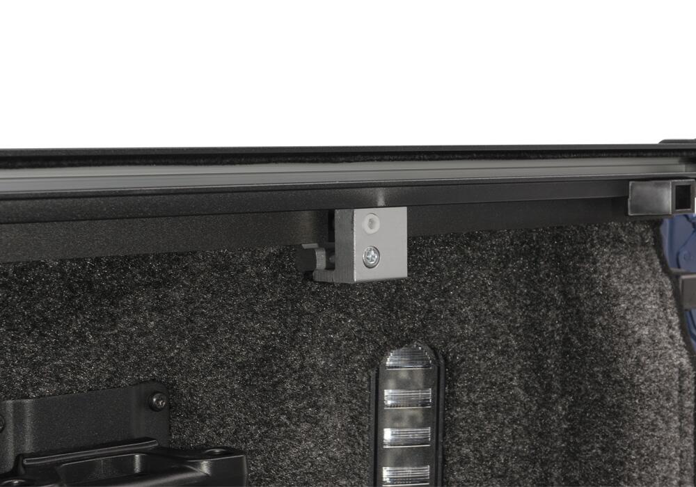 Retrax IX Tonneau Cover 1988-1999 Chevy/GMC C/K/1999-2006 (2007 Classic) Silverado/Sierra 6' 6 inch Bed