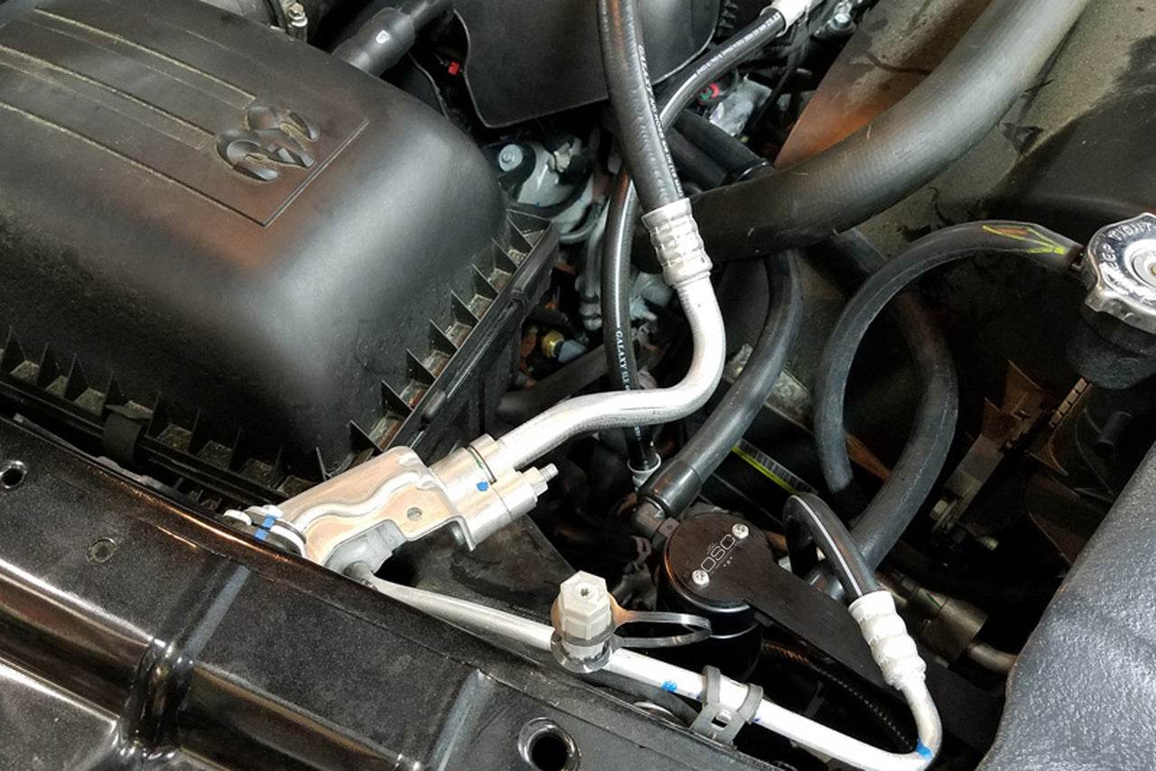 J&L Oil Separator 3.0 Passenger Side, Black Anodized