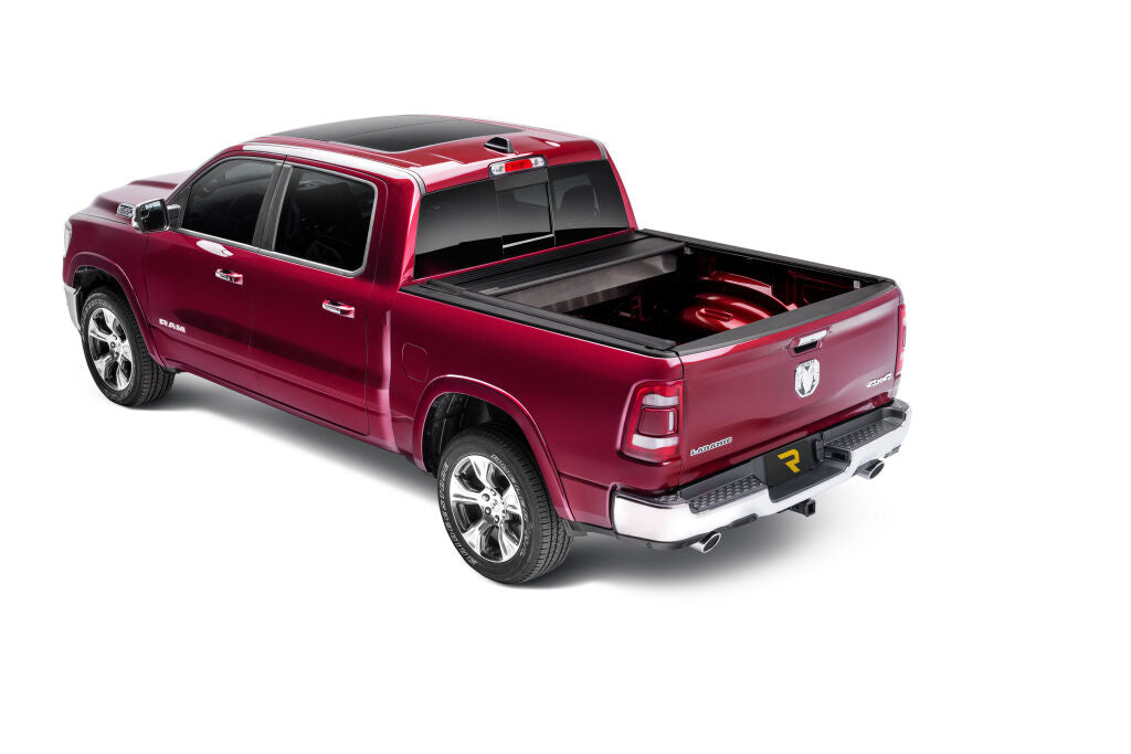 Retrax IX Tonneau Cover 2016-2024 Nissan Titan King Cab 6' 6 inch Bed with or without Utili-Track System