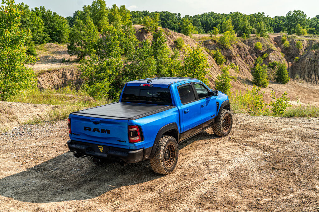 Retrax IX Tonneau Cover 2007-2021 Toyota Tundra CrewMax 5' 6 inch Bed without Deck Rail System without Trail Special Edition Storage Boxes