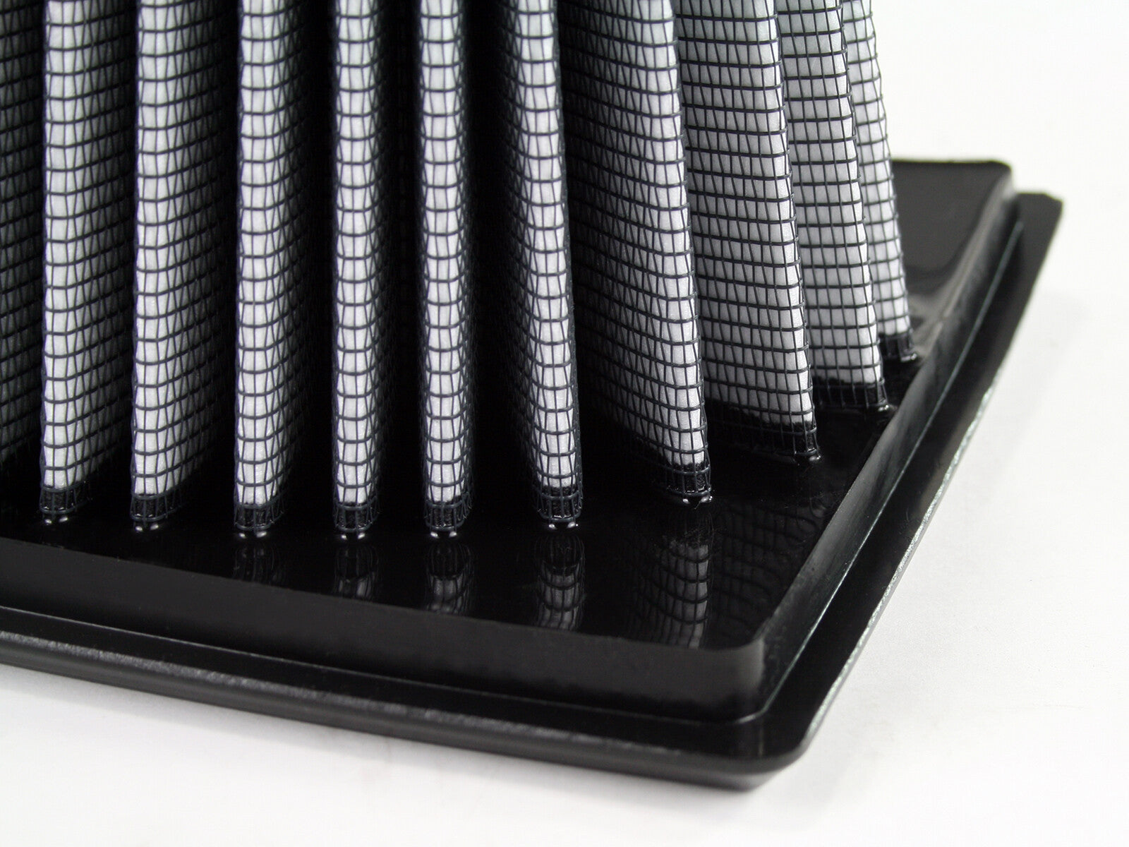 Magnum Flow Inverted Replacement Air Filter (Irf) w/ Pro Dry S Media Ford Diesel Trucks 99-03 V8-7.3L (td) aFe Power