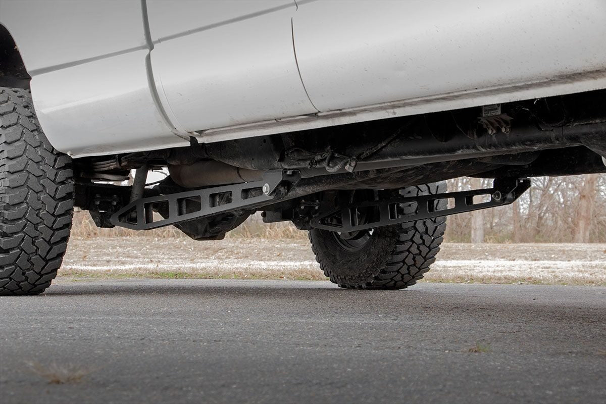 Traction Bar Kit 0-5 Inch Lift Ram 2500 4WD (2010-2013) Rough Country