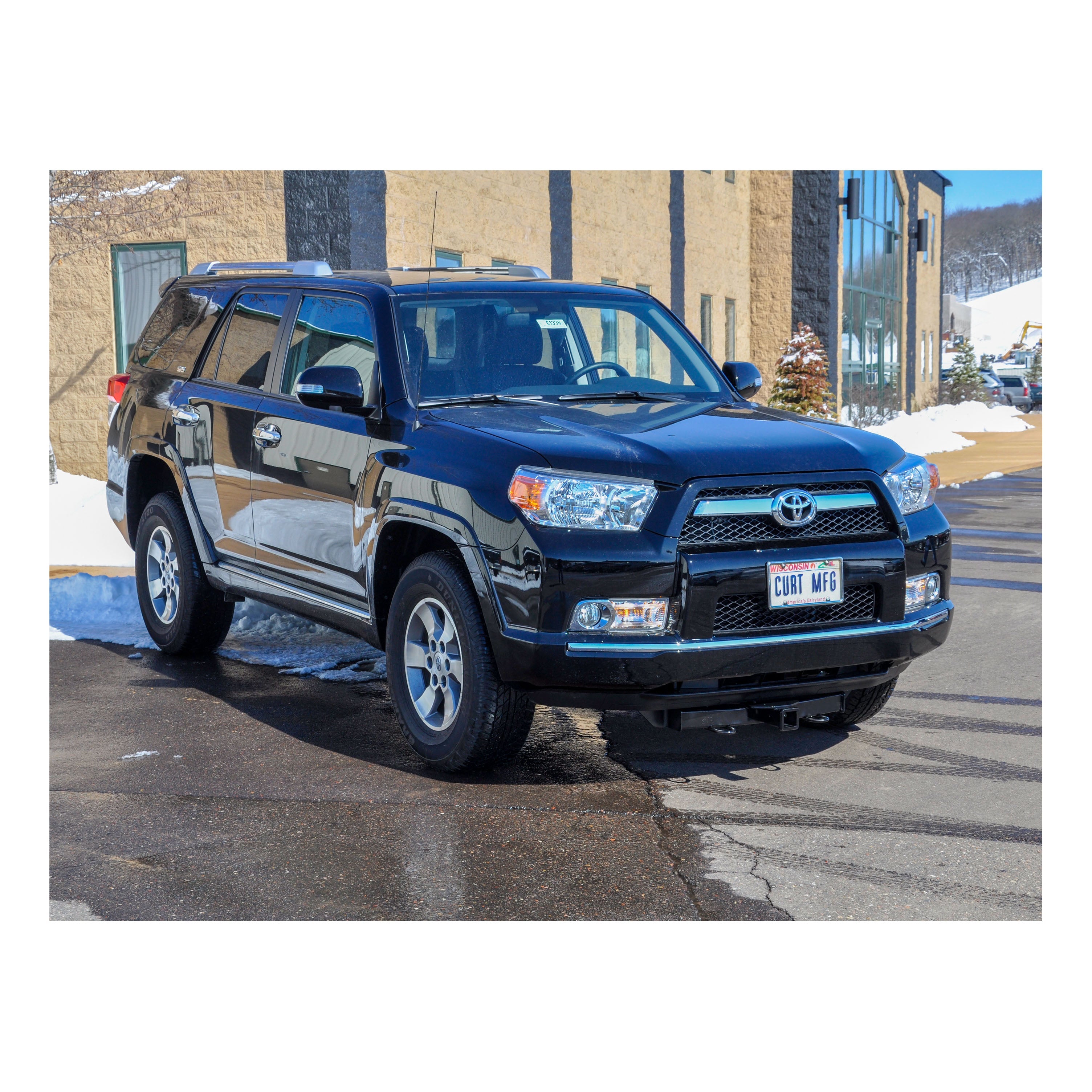 CURT 2-Inch Front Receiver Hitch, Select Toyota 4Runner Model 31054
