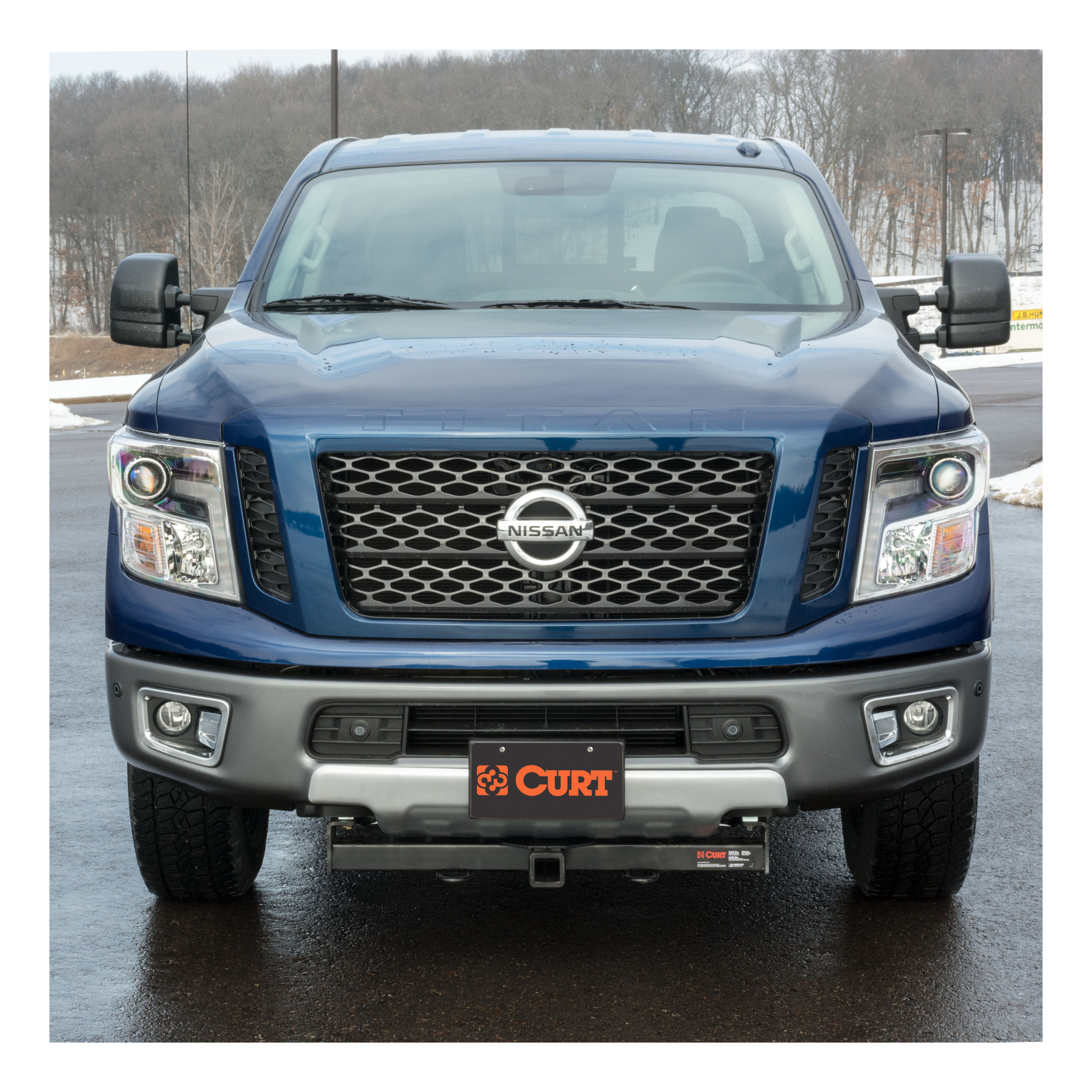 CURT 2-Inch Front Receiver Hitch, Select Nissan Titan XD Model 31077