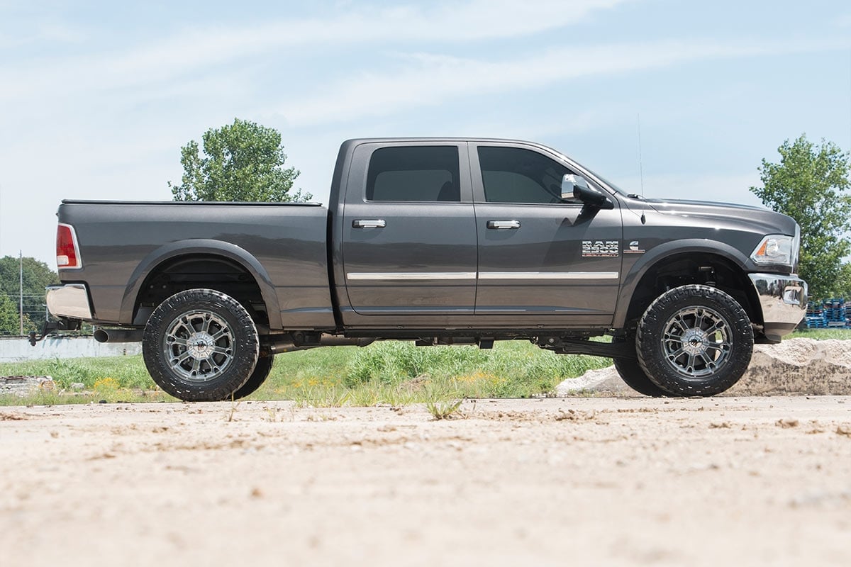 2.5 Inch Lift Kit Diesel M1 Ram 2500 4WD (2014-2018) Rough Country
