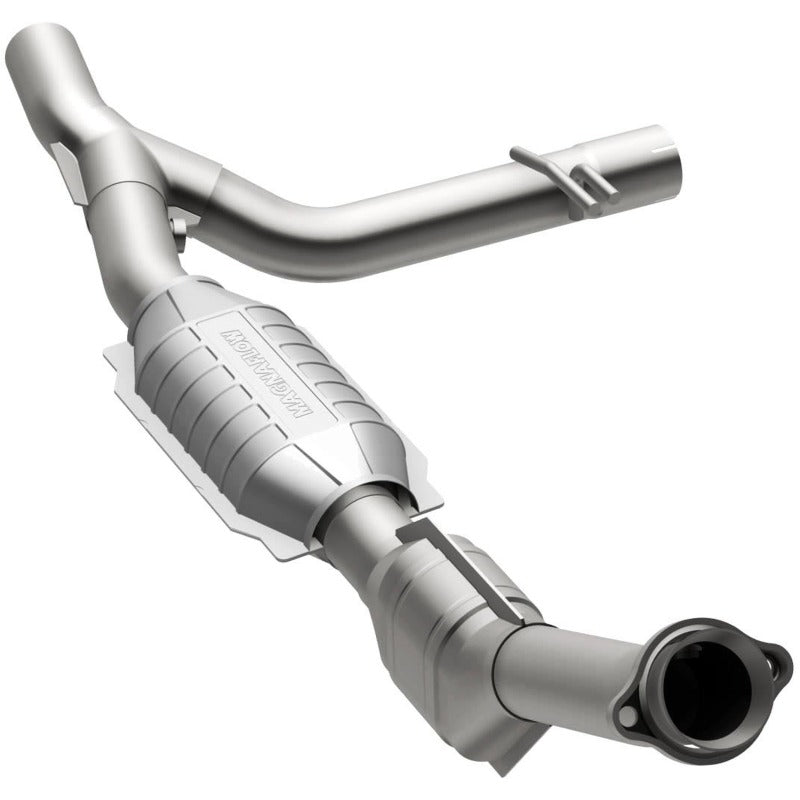 MagnaFlow Direct Fit Catalytic Converter 99-00 Ford Trucks 5.4L