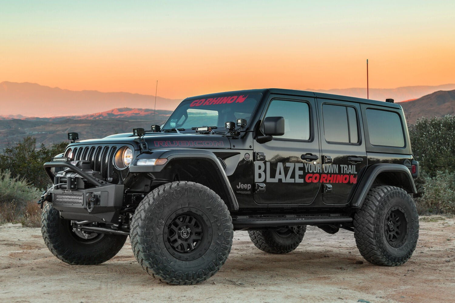 Rockline Front Stubby Bumper W/ Overrider Textured Black 2007-2025 Jeep Wrangler JK/JL 2020-2025 Jeep Gladiator Go Rhino
