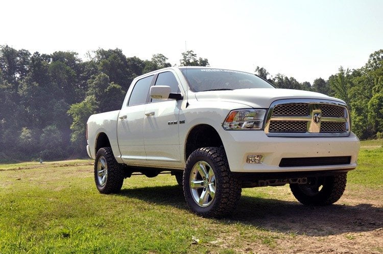 4 Inch Lift Kit N3 Struts Ram 1500 4WD (2012-2018 & Classic) Rough Country