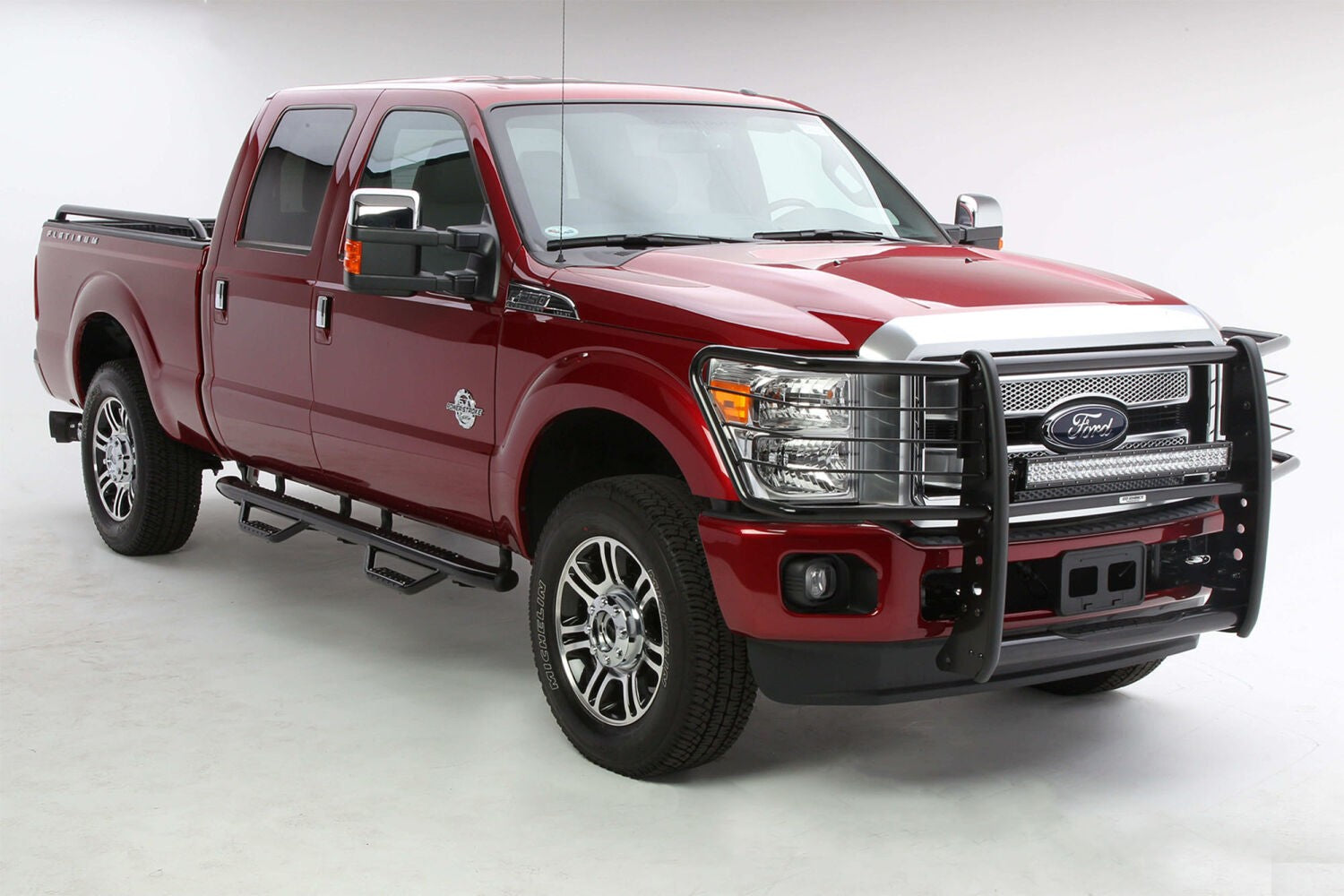 3000 Series StepGuard Center Grille Guard Only Black Powder Coat 1999-2004 Ford F-250/F-350 2000-2004 Ford Excursion Go Rhino