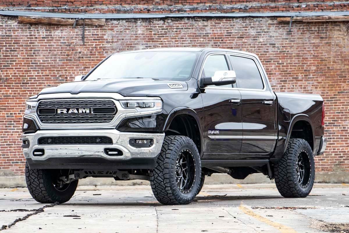 5 Inch RAM Suspension Lift Kit w/V2 Shocks 19-Up RAM 1500 4WD Air Ride Rough Country