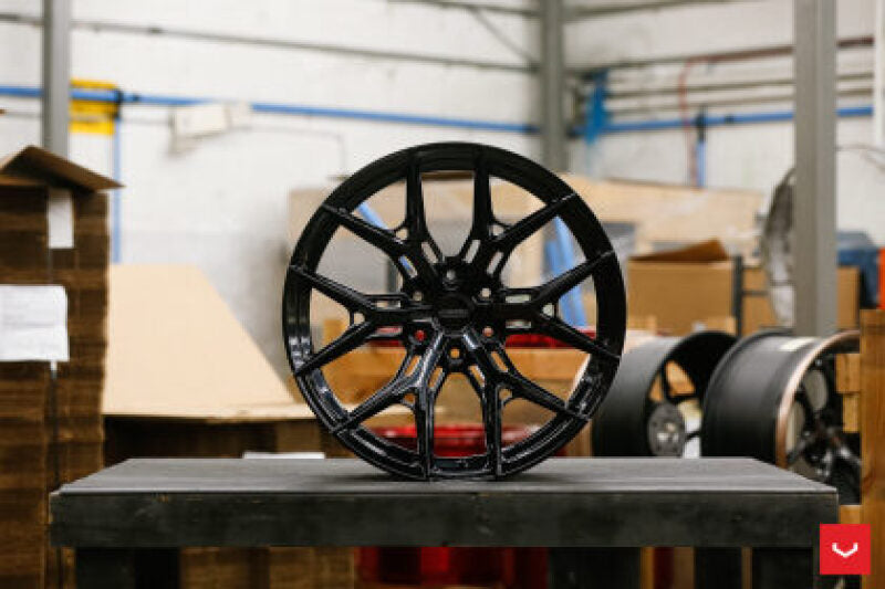 Vossen HF6-4 22x12 - 8x170 - ET-44 - Ultra Deep - 125.1 - Gloss Black Wheel