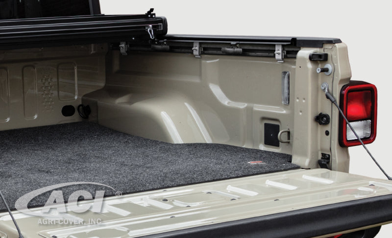Access LOMAX Stance Hard Cvr 2020-25 Jeep Gladiator 5ft Box (w/ Hard Top & Rail Trail) -Carbon Fiber