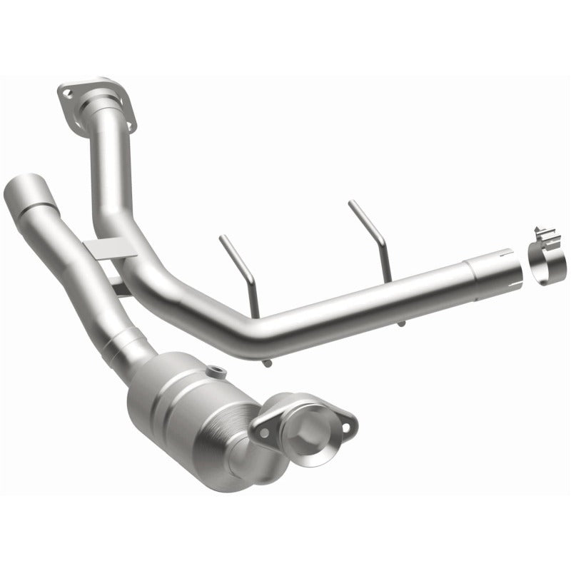 MagnaFlow Direct Fit Catalytic Converter 2017 F-150 3.5 OEM Underbody