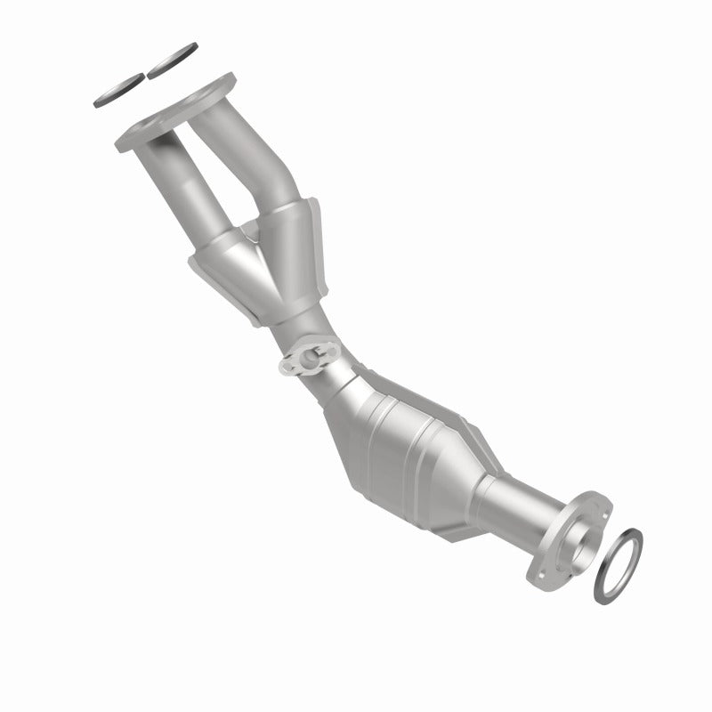 MagnaFlow Direct Fit Catalytic Converter 01-04 Toyota Tacoma 2.7L fr