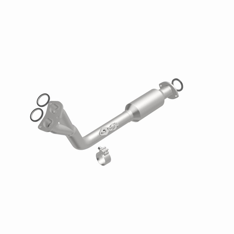 MagnaFlow Direct Fit Catalytic Converter California Grade 96-98 Toyota 4Runner 2.7L