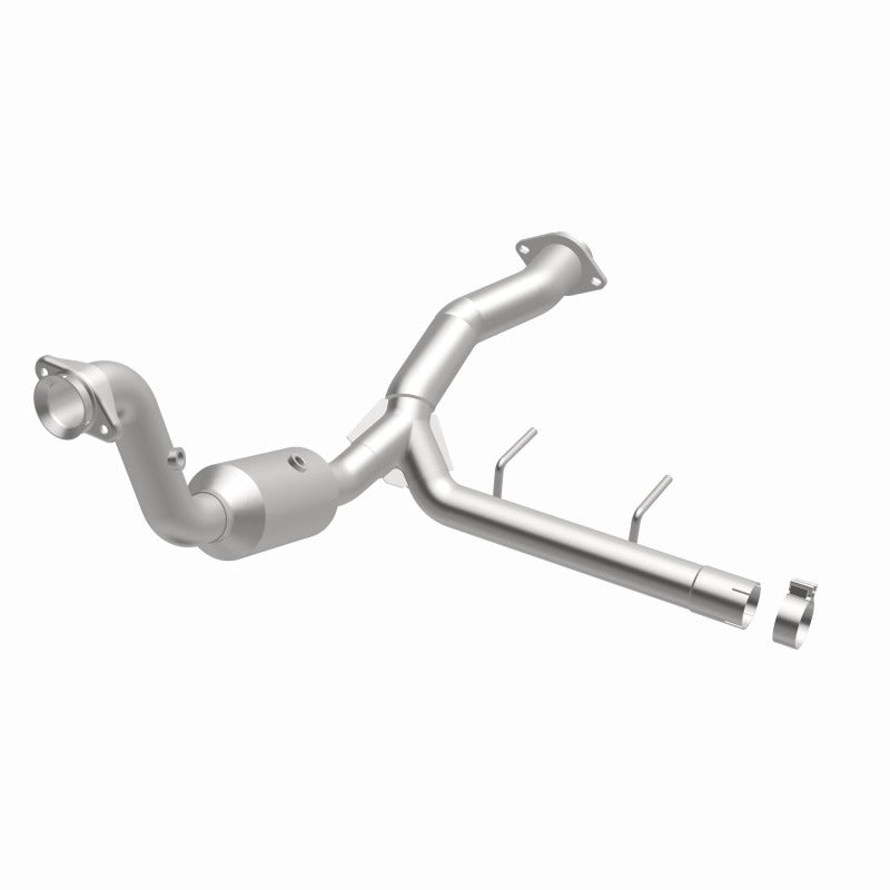 MagnaFlow Direct Fit Catalytic Converter 15-17 Ford F150 V6 2.7L OEM Underbody