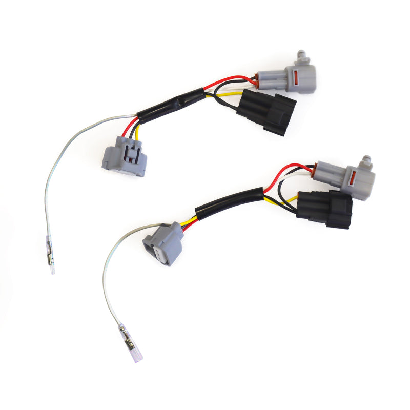 AlphaRex projector headlights converters for 2015-2020 Toyota Sienna SE model, featuring durable wiring harnesses for easy installation.