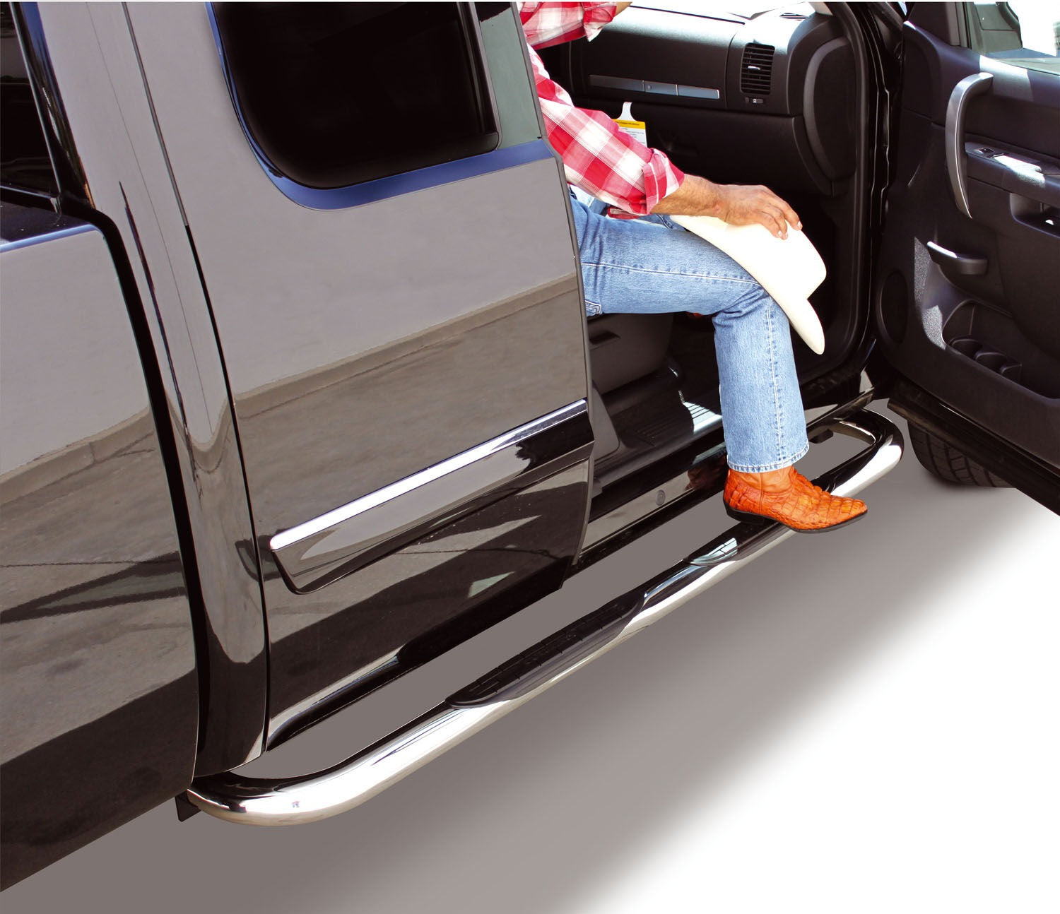 4000 Series SideSteps With Mountins Bracket Kit Polished Stainless Steel 2014-2018 Silverado/Sierra 1500/2500 HD Go Rhino