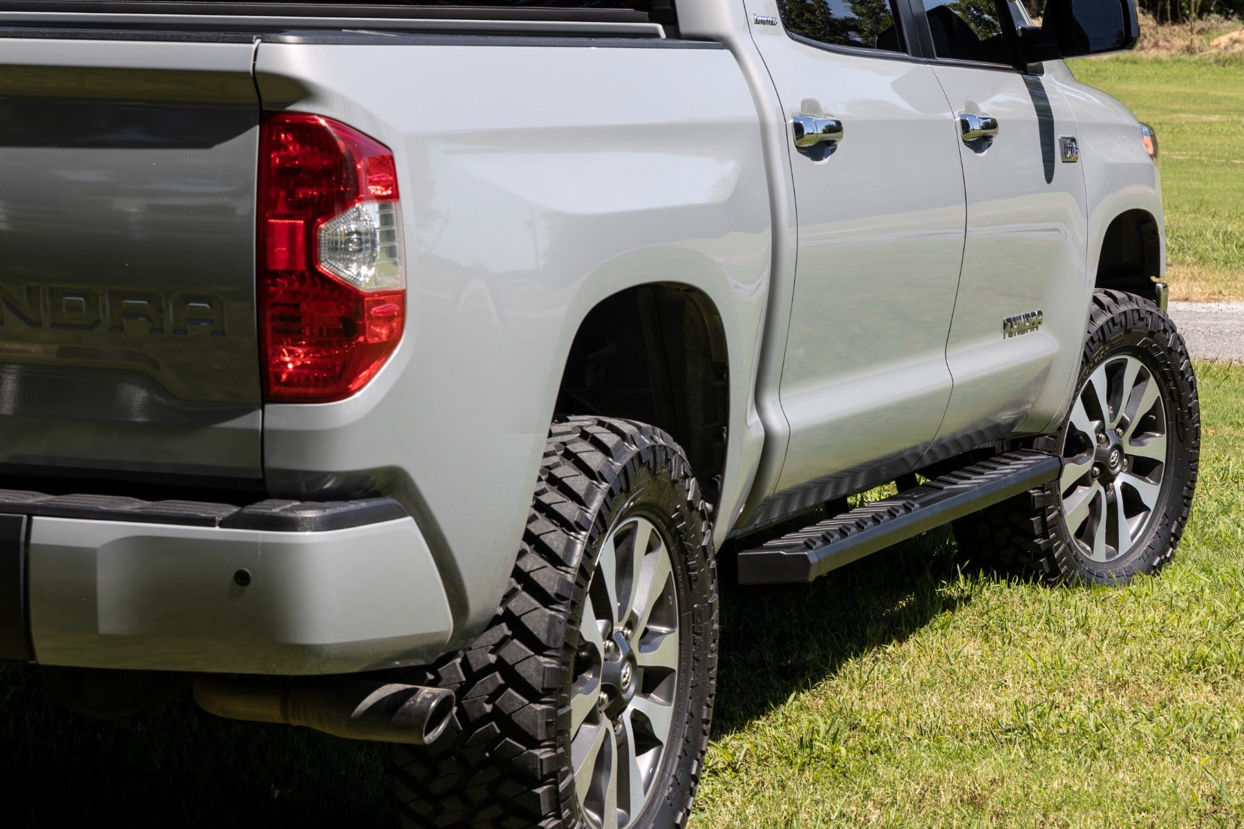 BA2 Running Boards Side Step Bars Crew Cab Toyota Tundra 2WD/4WD (07-21) Rough Country