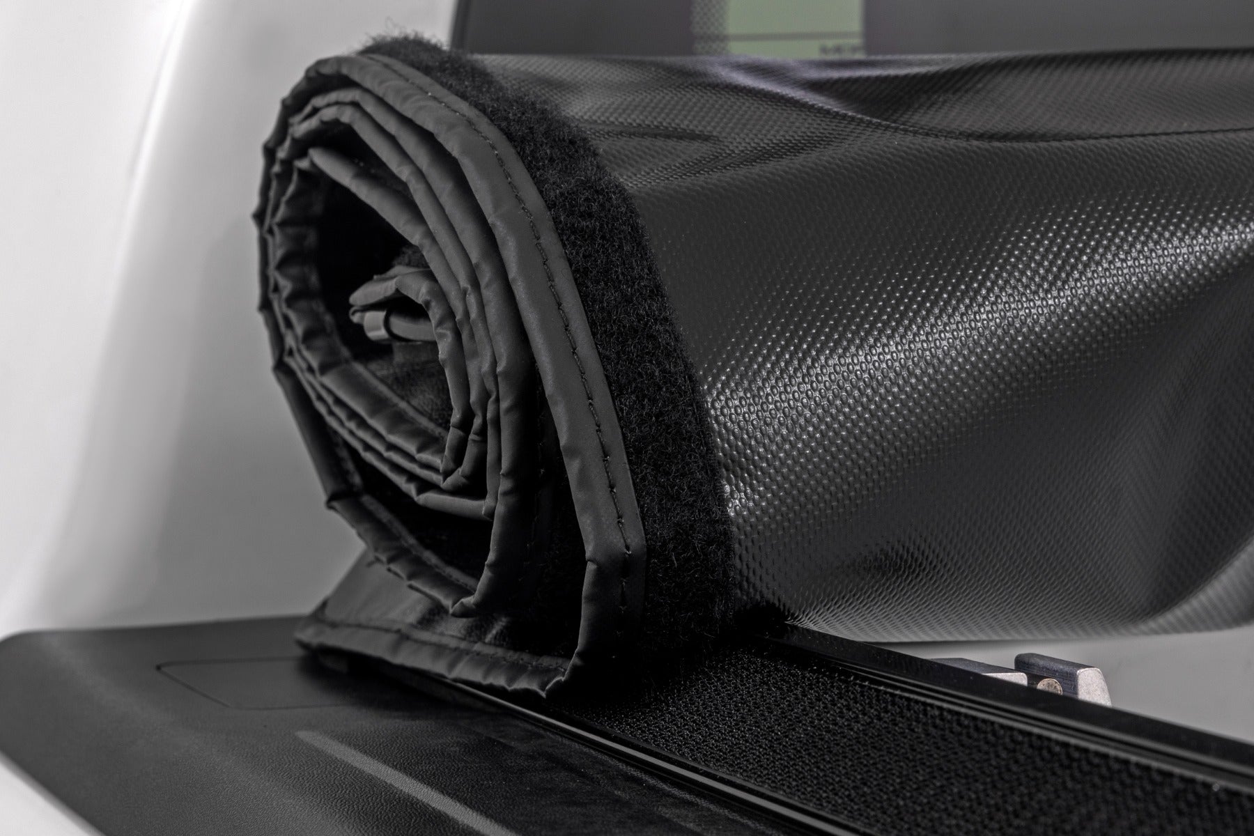 Soft Roll Up Bed Cover 6 Foot 4 Inch Bed Ram 1500 (19-26)/1500 TRX (21-24) Rough Country
