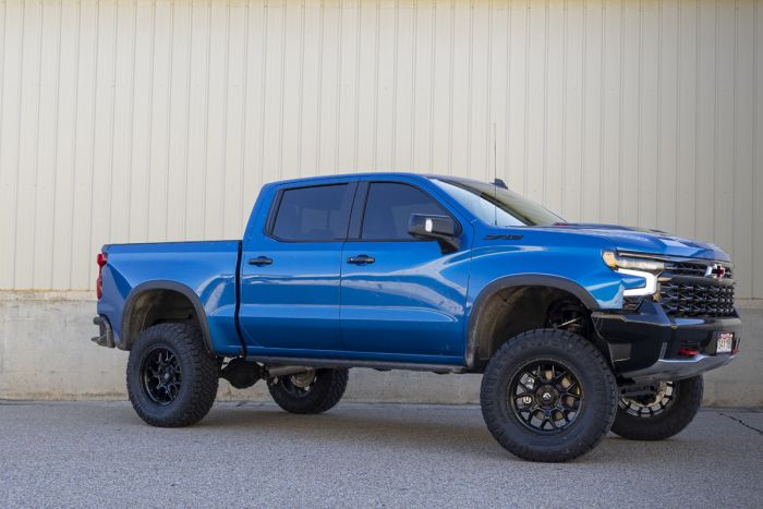 6 Inch Lift Kit 2025 Silverado/Sierra 1500 With Falcon 1.1 Monotube Shocks ReadyLIFT