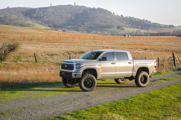 8 Inch Lift Kit W/ Falcon 1.1 Shocks 2007-2021 Toyota Tundra ReadyLIFT