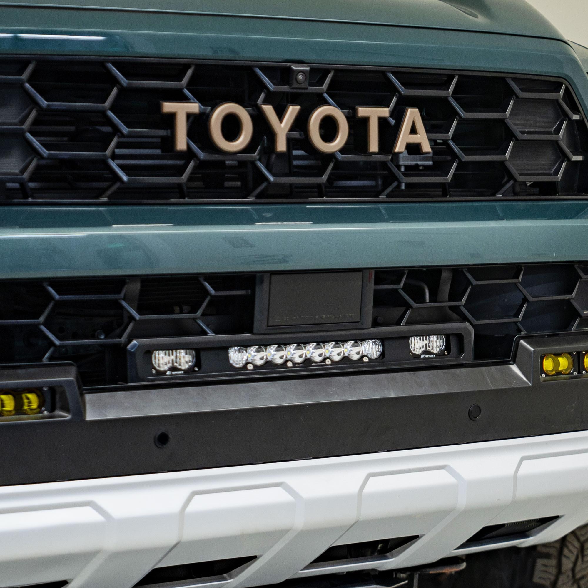 S8 10 Inch S2 Pro Grille Light Replacement Kit 2025-On Toyota 4Runner TRD Pro Baja Designs