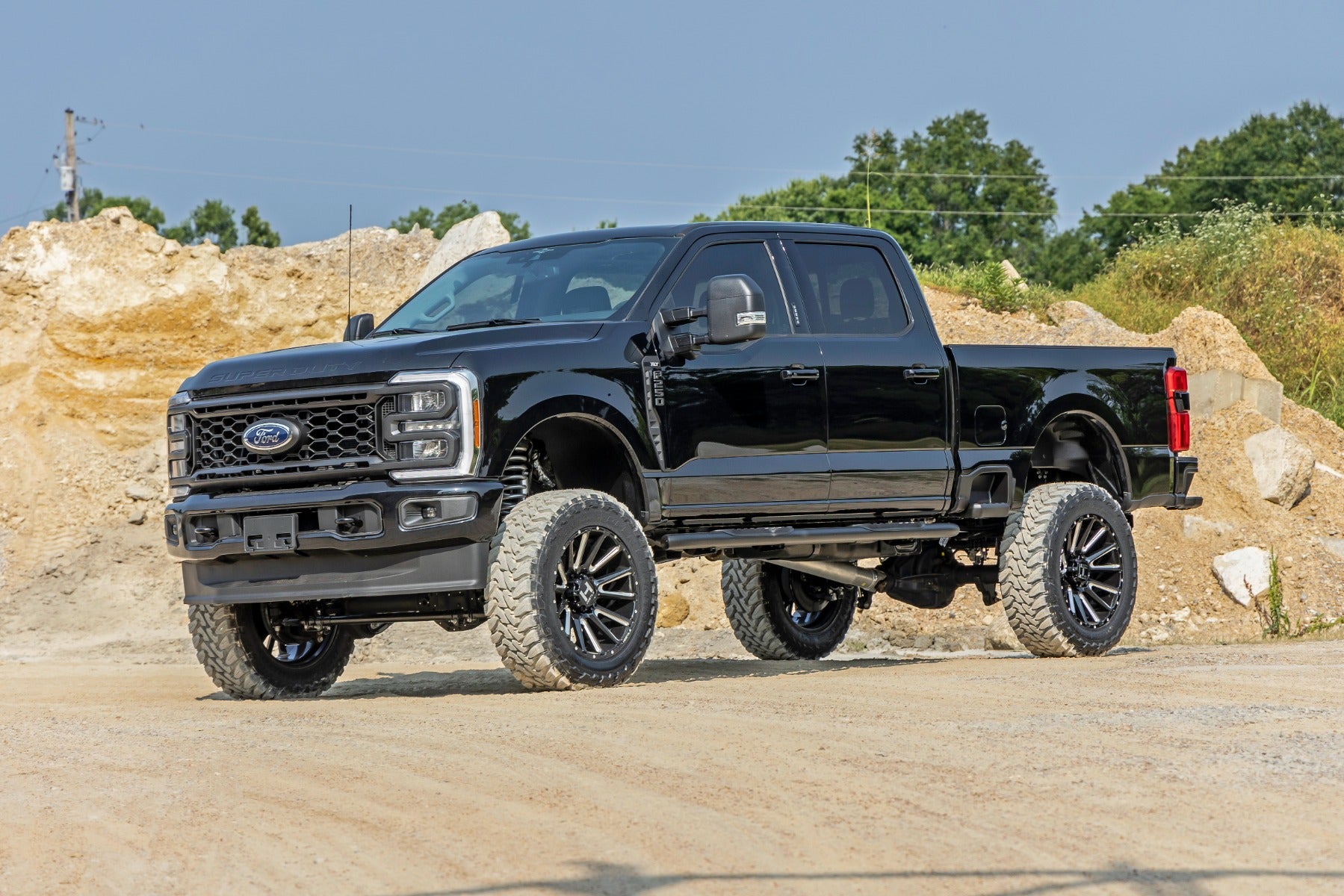 6 Inch Lift Kit OVLDS D/S M1 Ford F-250/F-350 Super Duty 4WD (23-25) Rough Country