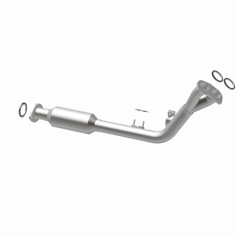 MagnaFlow Direct Fit Catalytic Converter California Grade 96-98 Toyota 4Runner 2.7L