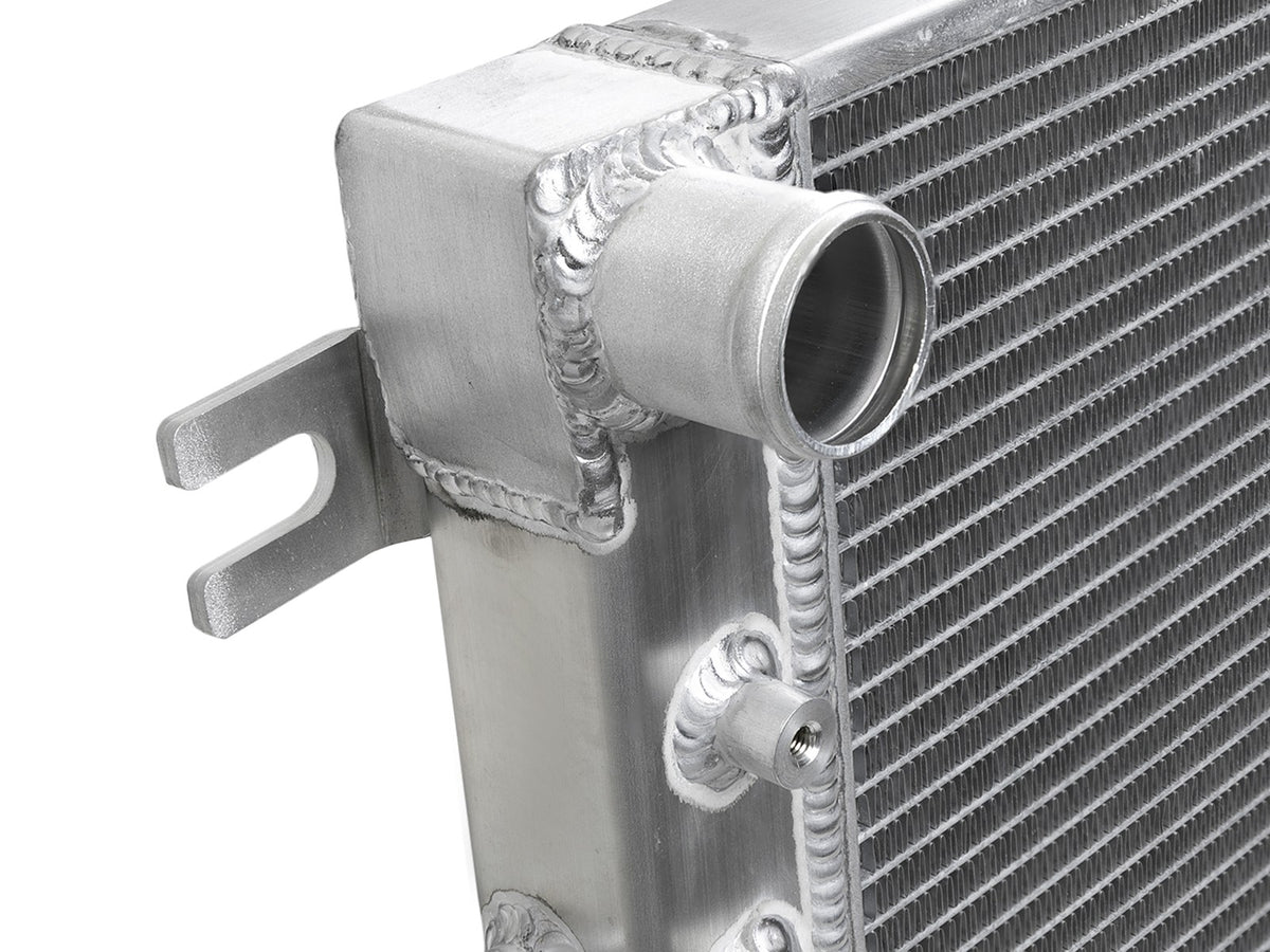 BladeRunner Street Series High Capacity Aluminum Radiator Jeep Wrangler (JK) 07-18 V6-3.6L/3.8L aFe Power