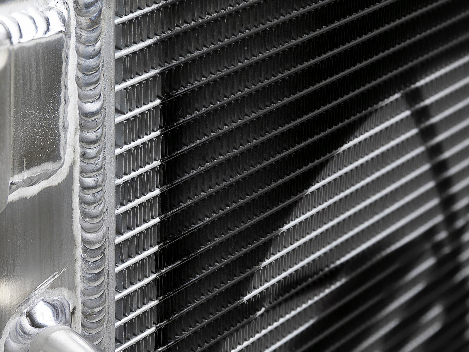 BladeRunner Street Series High Capacity Aluminum Radiator Jeep Wrangler (JK) 07-18 V6-3.6L/3.8L aFe Power