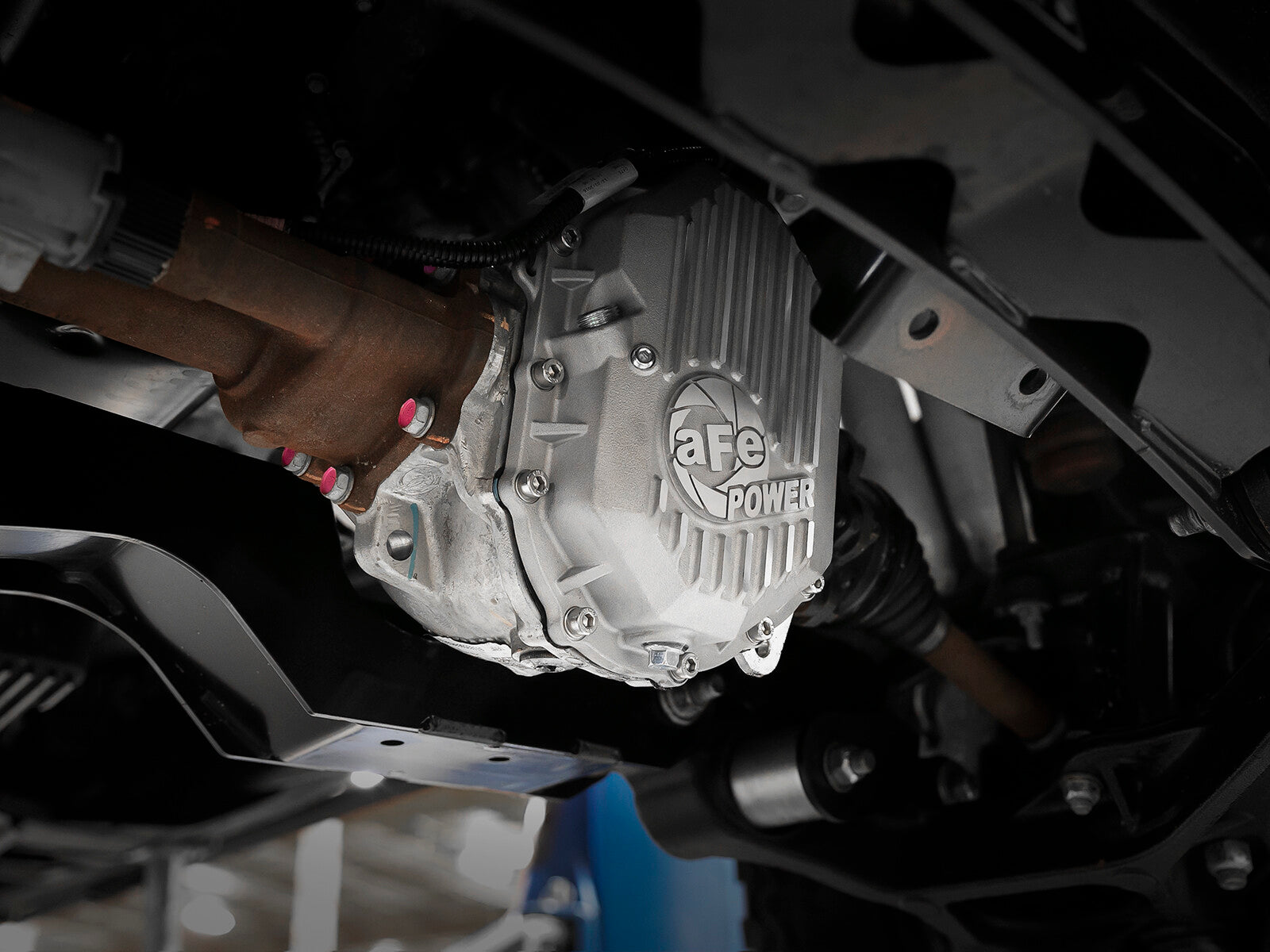 Street Series Front Differential Cover Raw w/ Machined Fins GM 2500/3500 11-20 V8-6.0L/6.6L (Aam 9.25) aFe Power