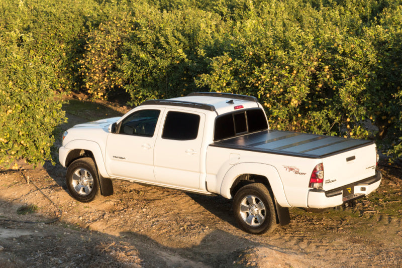 BAK 07-15 Nissan Titan 7ft 1in Bed BAKFlip G2